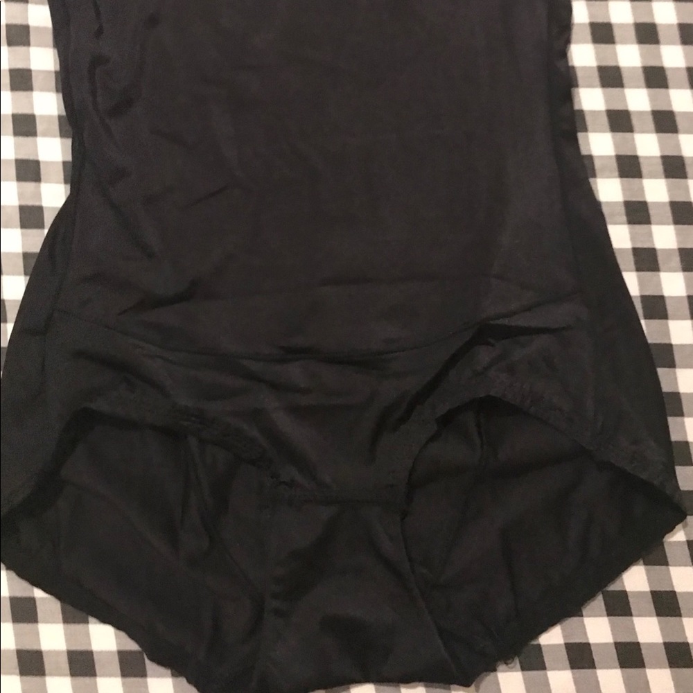 Waist trainer new never worn